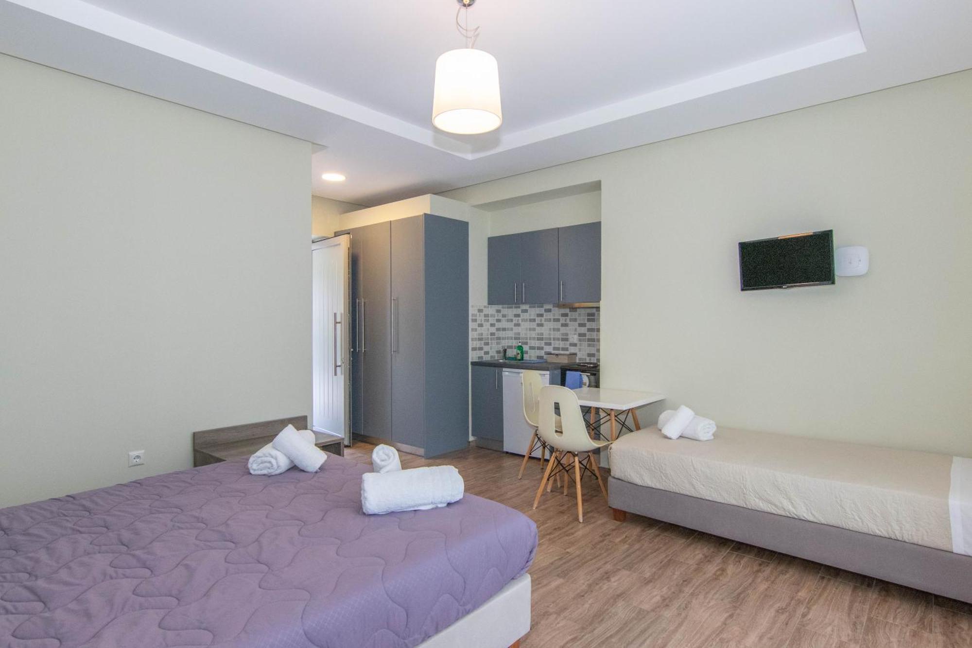 Verga'S Apartments Kalamata Exterior photo